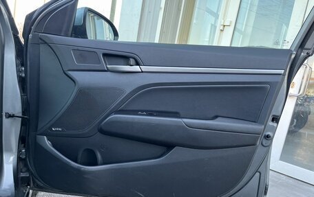 Hyundai Elantra VI рестайлинг, 2018 год, 1 499 000 рублей, 20 фотография