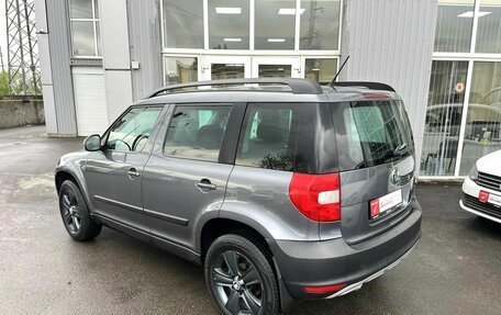 Skoda Yeti I рестайлинг, 2013 год, 979 000 рублей, 5 фотография