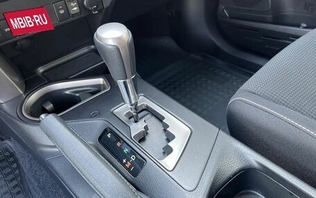 Toyota RAV4, 2017 год, 2 789 000 рублей, 13 фотография
