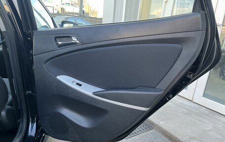 Hyundai Solaris II рестайлинг, 2011 год, 744 000 рублей, 18 фотография