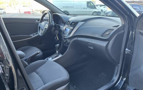 Hyundai Solaris II рестайлинг, 2011 год, 744 000 рублей, 22 фотография