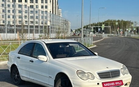 Mercedes-Benz C-Класс, 2003 год, 369 999 рублей, 2 фотография