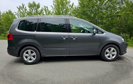 Volkswagen Sharan II, 2013 год, 900 000 рублей, 9 фотография