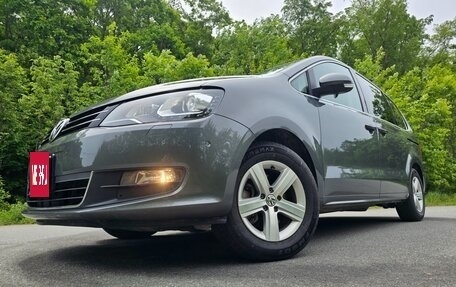 Volkswagen Sharan II, 2013 год, 900 000 рублей, 5 фотография