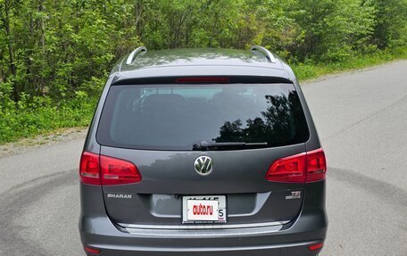 Volkswagen Sharan II, 2013 год, 900 000 рублей, 13 фотография