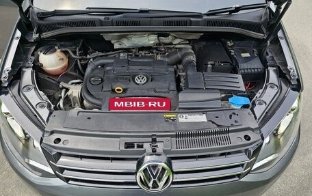 Volkswagen Sharan II, 2013 год, 900 000 рублей, 7 фотография