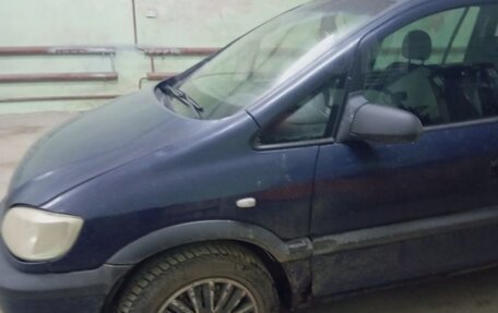 Opel Zafira A рестайлинг, 2001 год, 320 000 рублей, 11 фотография