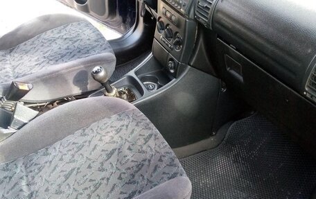 Opel Zafira A рестайлинг, 2001 год, 320 000 рублей, 18 фотография