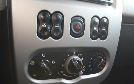 Renault Sandero I, 2012 год, 529 000 рублей, 8 фотография