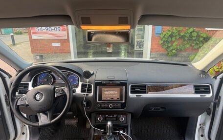 Volkswagen Touareg III, 2012 год, 1 600 000 рублей, 7 фотография