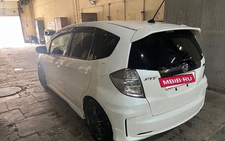 Honda Fit III, 2011 год, 950 000 рублей, 13 фотография