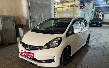 Honda Fit III, 2011 год, 950 000 рублей, 12 фотография