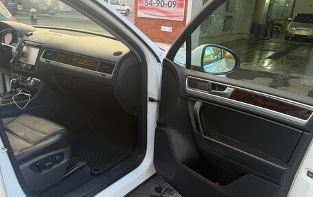 Volkswagen Touareg III, 2012 год, 1 600 000 рублей, 9 фотография
