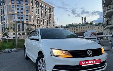 Volkswagen Jetta VI, 2015 год, 599 999 рублей, 4 фотография