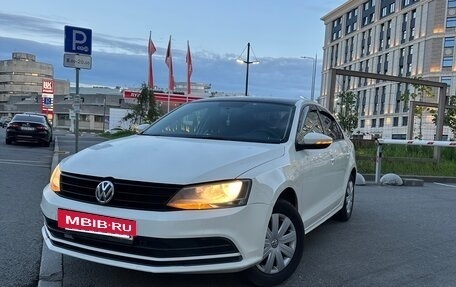 Volkswagen Jetta VI, 2015 год, 599 999 рублей, 3 фотография