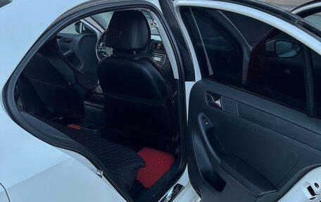 Volkswagen Jetta VI, 2015 год, 599 999 рублей, 39 фотография