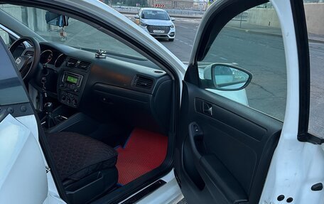 Volkswagen Jetta VI, 2015 год, 599 999 рублей, 40 фотография