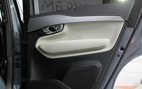 Volvo XC90 II рестайлинг, 2021 год, 6 150 000 рублей, 28 фотография