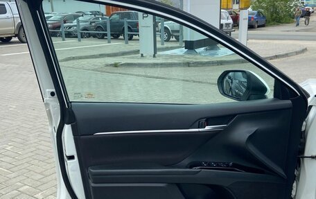 Toyota Camry, 2020 год, 2 800 000 рублей, 14 фотография