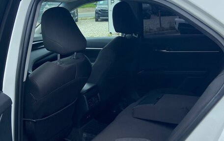 Toyota Camry, 2020 год, 2 800 000 рублей, 13 фотография