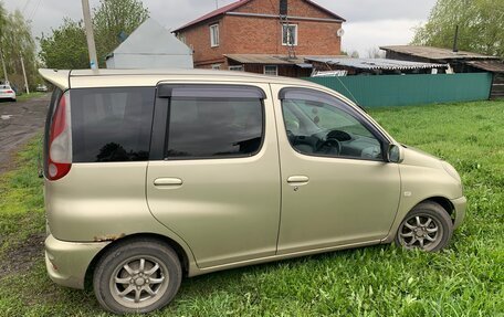 Toyota FunCargo, 2001 год, 400 000 рублей, 3 фотография