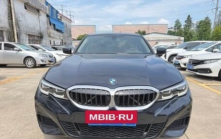 BMW 3 серия, 2022 год, 2 600 000 рублей, 2 фотография