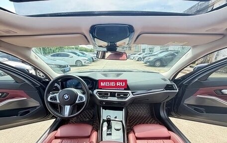 BMW 3 серия, 2022 год, 2 600 000 рублей, 11 фотография