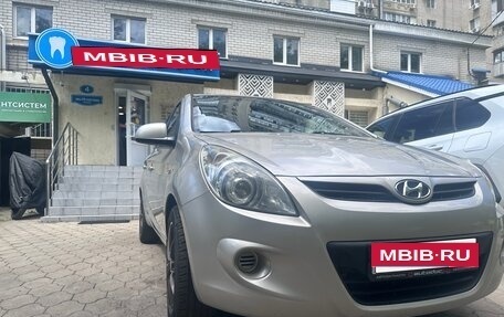 Hyundai i20 IB рестайлинг, 2010 год, 690 000 рублей, 2 фотография
