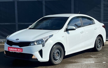 KIA Rio IV, 2020 год, 1 450 000 рублей, 2 фотография