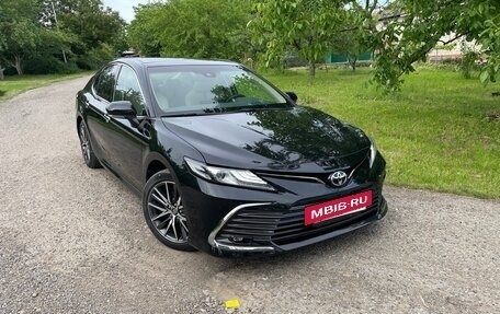 Toyota Camry, 2022 год, 4 000 000 рублей, 4 фотография