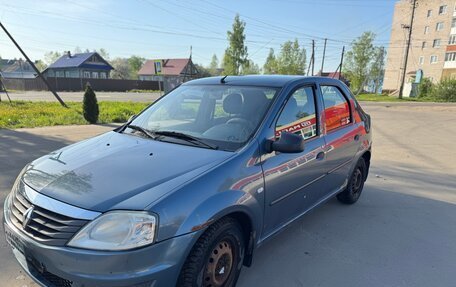 Renault Logan I, 2010 год, 400 000 рублей, 3 фотография