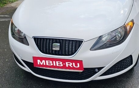 SEAT Ibiza IV рестайлинг 2, 2010 год, 550 000 рублей, 1 фотография