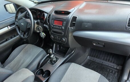 KIA Sorento II рестайлинг, 2013 год, 1 829 000 рублей, 10 фотография