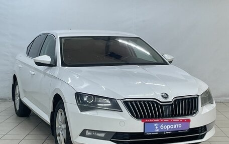 Skoda Superb III рестайлинг, 2018 год, 1 650 000 рублей, 2 фотография