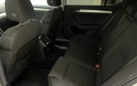 Skoda Superb III рестайлинг, 2018 год, 1 650 000 рублей, 13 фотография