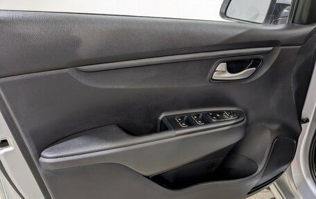 KIA Rio IV, 2019 год, 1 595 000 рублей, 18 фотография