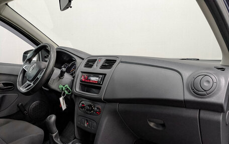Renault Logan II, 2019 год, 899 000 рублей, 13 фотография