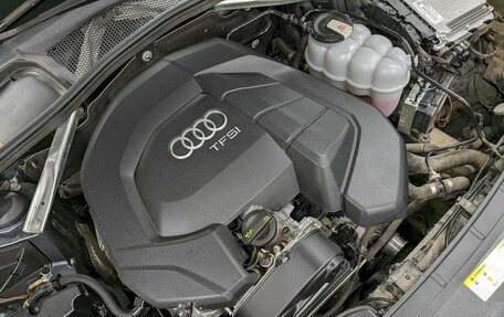 Audi A4, 2019 год, 2 340 000 рублей, 9 фотография
