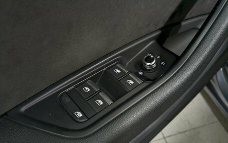 Audi A4, 2019 год, 2 340 000 рублей, 12 фотография