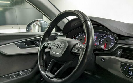 Audi A4, 2019 год, 2 340 000 рублей, 23 фотография