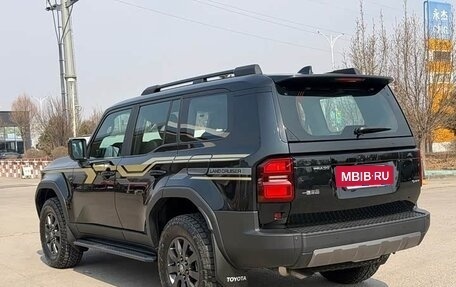 Toyota Land Cruiser Prado, 2025 год, 8 680 000 рублей, 4 фотография