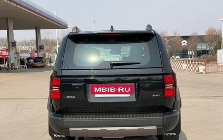 Toyota Land Cruiser Prado, 2025 год, 8 680 000 рублей, 5 фотография