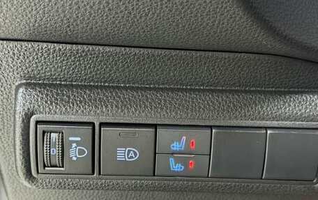 Toyota Corolla, 2023 год, 1 240 000 рублей, 19 фотография