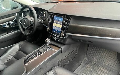 Volvo V90 Cross Country I рестайлинг, 2017 год, 2 739 000 рублей, 10 фотография