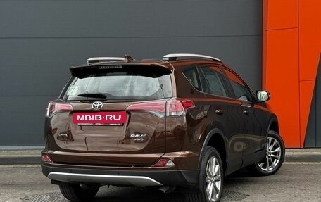 Toyota RAV4, 2017 год, 2 519 000 рублей, 4 фотография