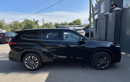 Toyota Highlander, 2026 год, 4 950 000 рублей, 4 фотография