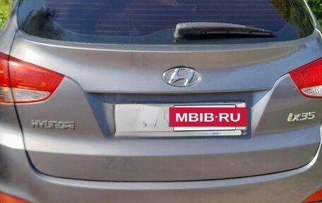 Hyundai ix35 I рестайлинг, 2013 год, 1 000 000 рублей, 11 фотография