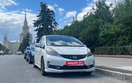 Honda Fit III, 2011 год, 950 000 рублей, 2 фотография