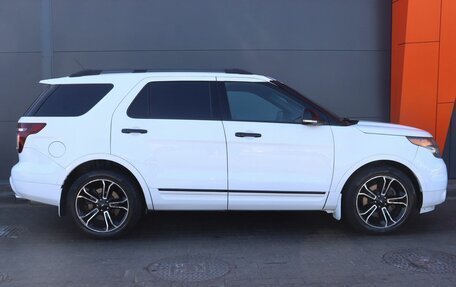 Ford Explorer VI, 2013 год, 1 929 000 рублей, 3 фотография