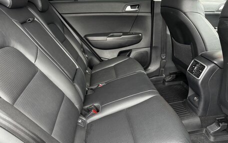 KIA Sportage IV рестайлинг, 2018 год, 2 399 000 рублей, 17 фотография